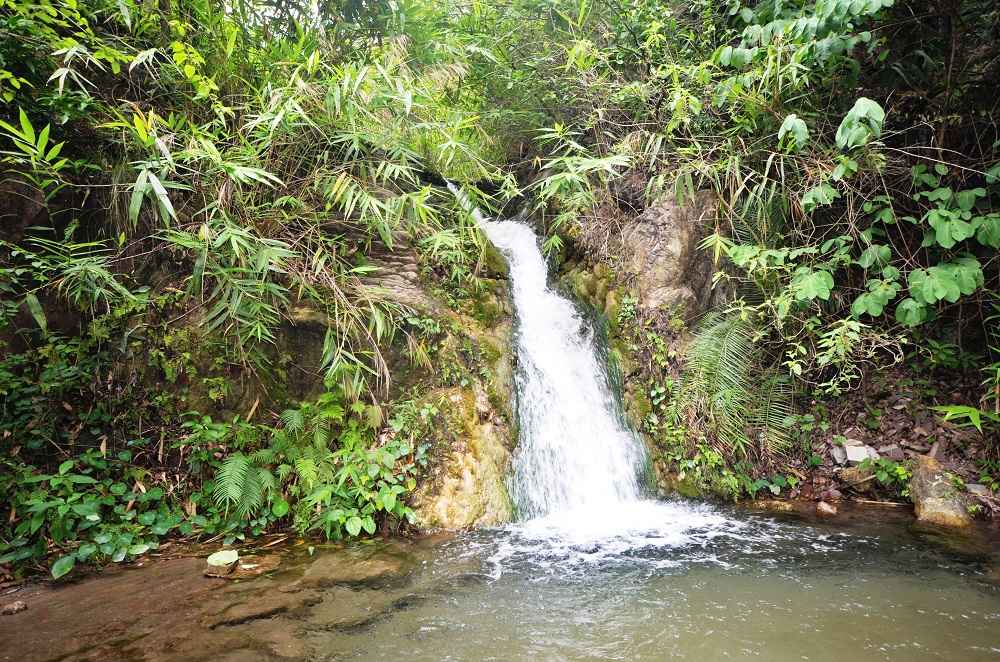 garud chatti waterfall